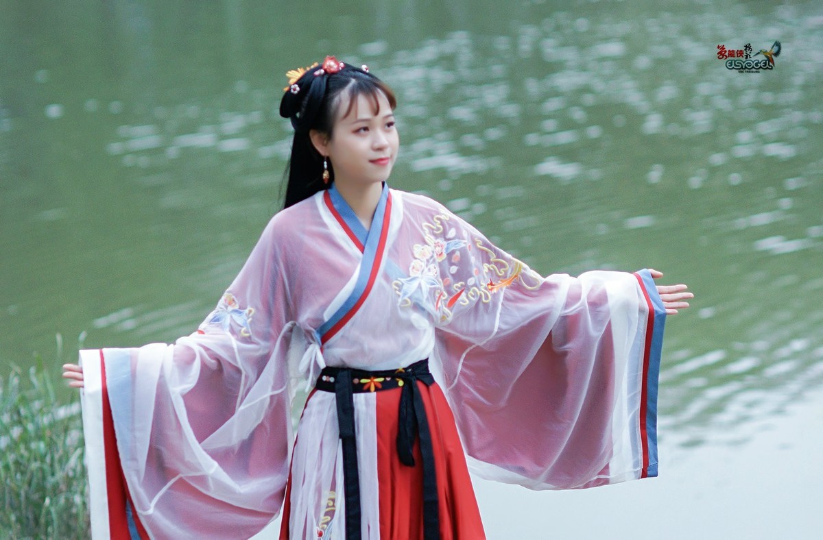 【河边汉服姑娘】---嘉嘉