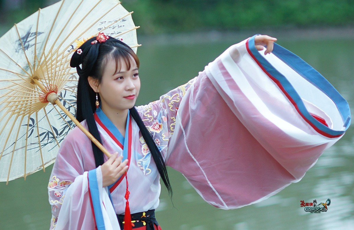 【河边汉服姑娘】---嘉嘉