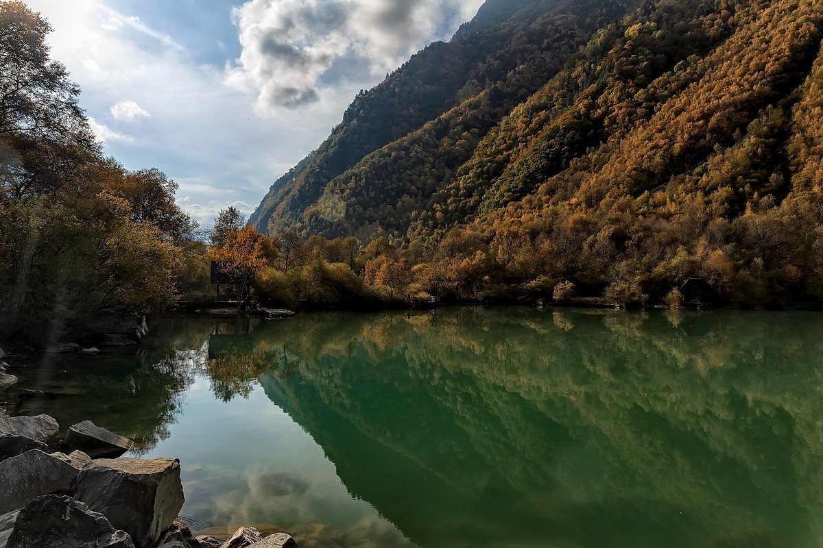 川西茂縣：层林尽染松坪沟 · 上白腊海（之二）