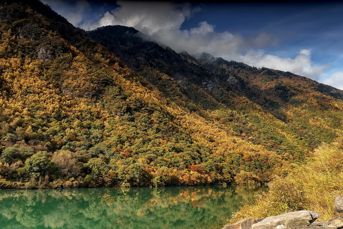 川西茂縣：层林尽染松坪沟 · 上白腊海（之二）