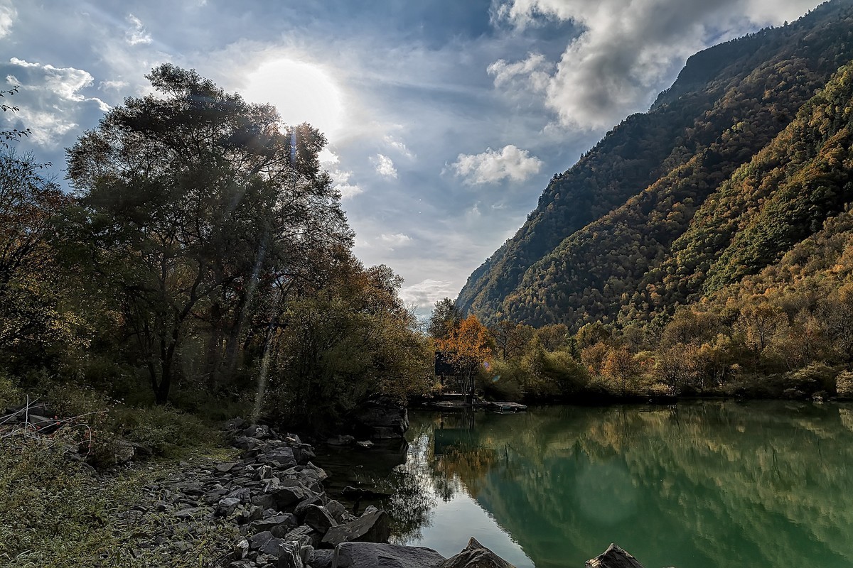 川西茂縣：层林尽染松坪沟 · 上白腊海（之二）