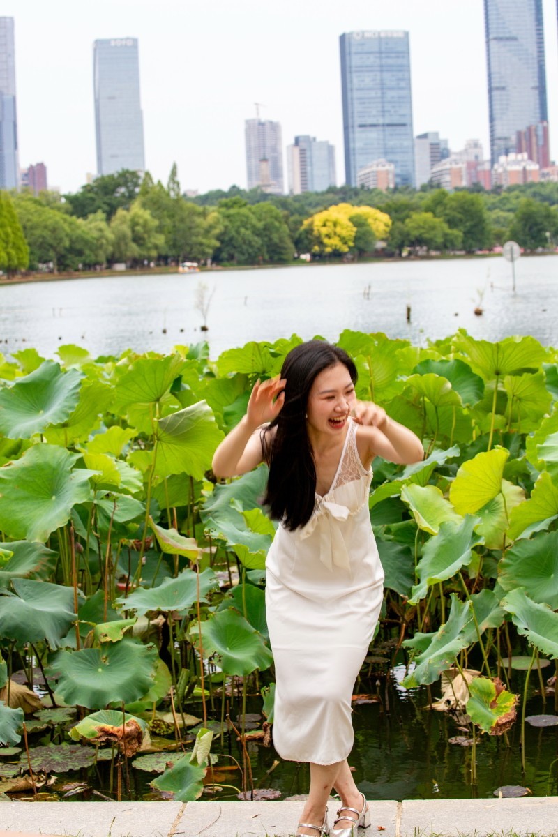 荷花池旁抓拍 7