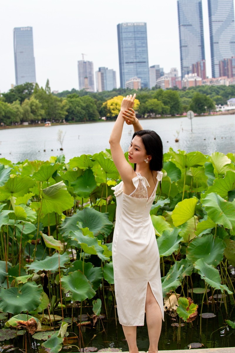 荷花池旁抓拍 7