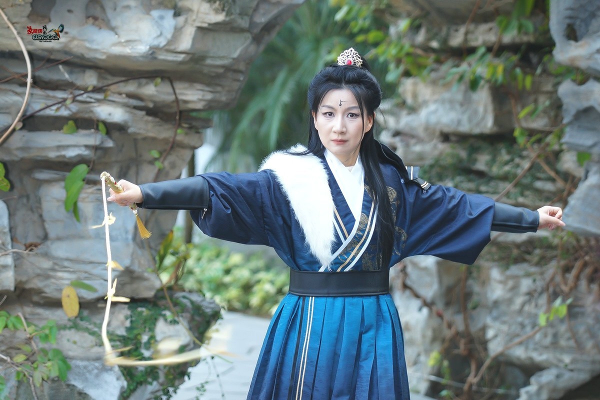 【独自闯江湖】--- 婉灵