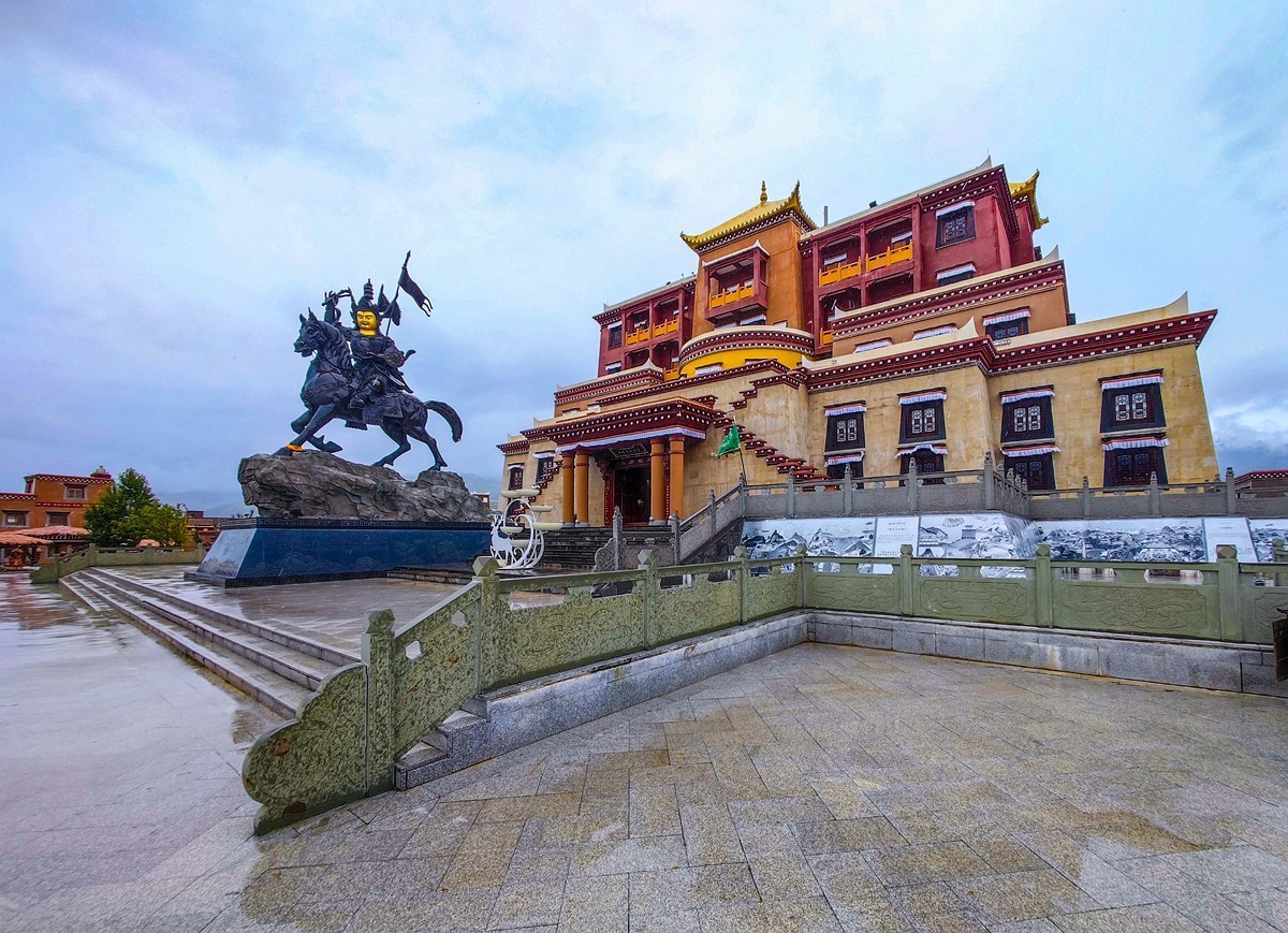 上海～成都～拉萨骑游随拍（63）格萨尔王城