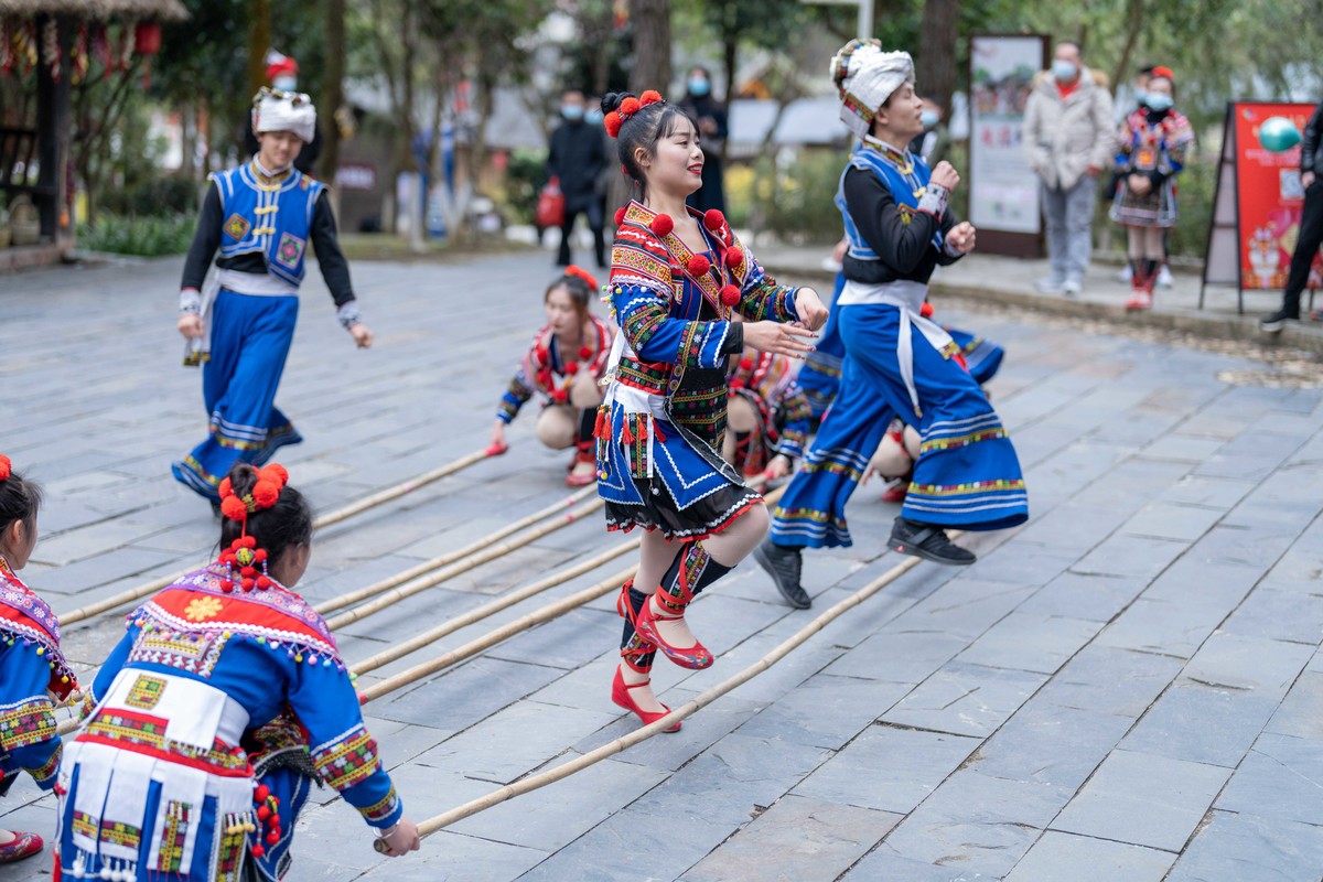 a7rm4 fe 50 f1.2 gm ( 韶关瑶族歌舞 )-完结篇