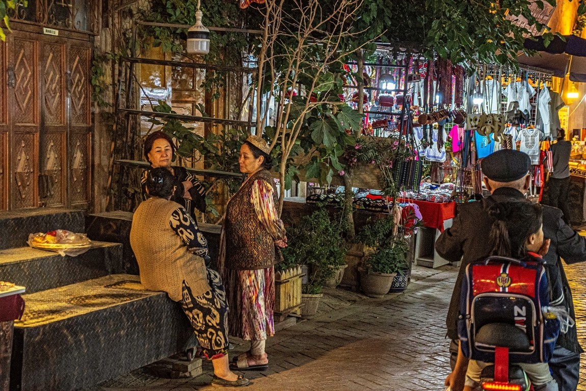 新疆行游--喀什古城夜市【5】