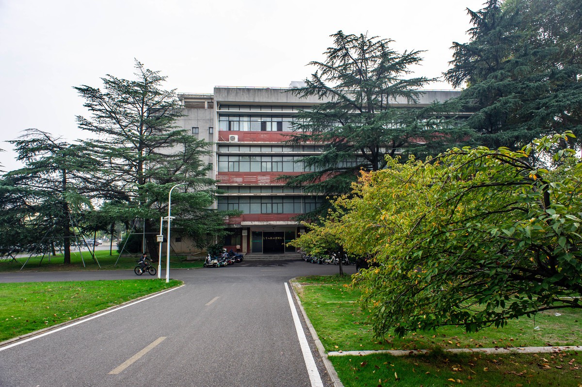 华中农业大学拾景