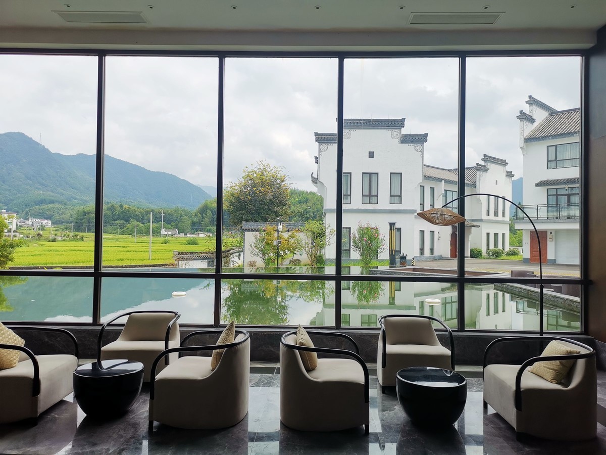 徽州宏村欢迎您：“遥遥领先”宏村手机随拍（就在塔川附近）