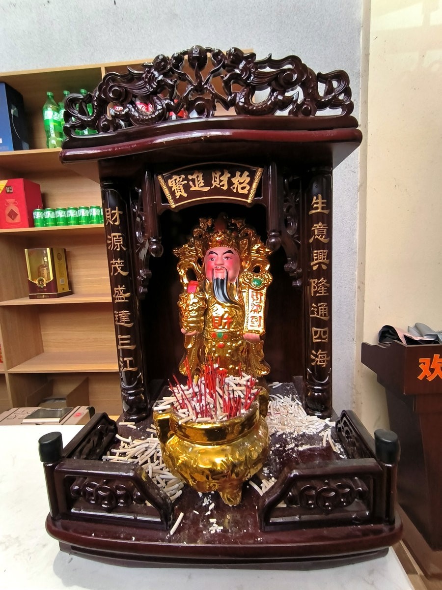 漫步星城 走街串巷（443）平价鱼市