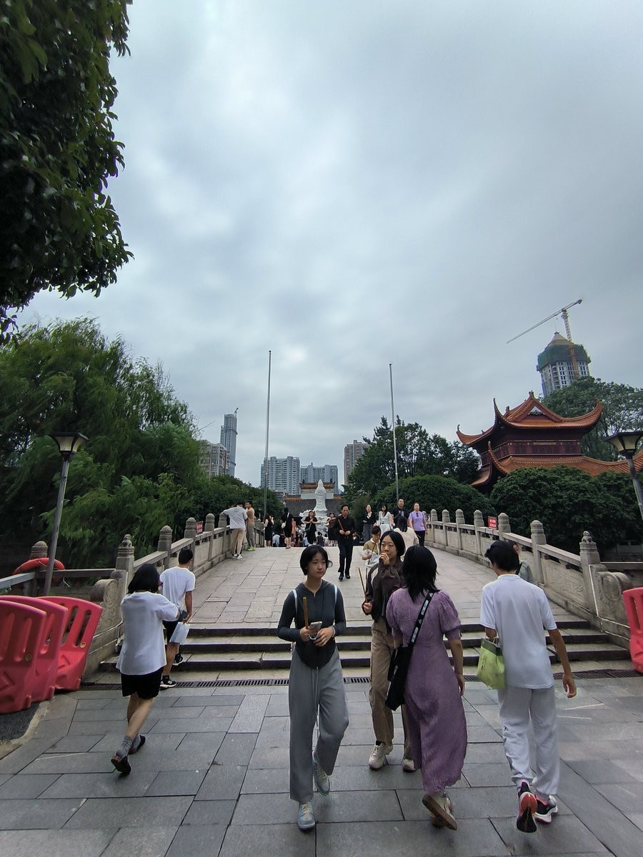 漫步星城 走街串巷（488）顶礼大悲殿