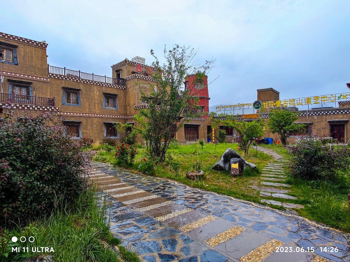 上海～成都～拉萨骑游随拍（63）格萨尔王城