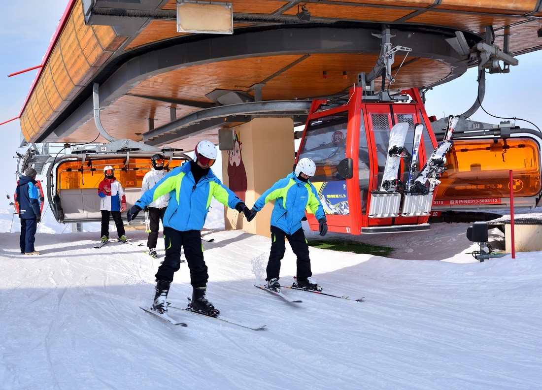 翠云山奥雪小镇---滑雪4/5
