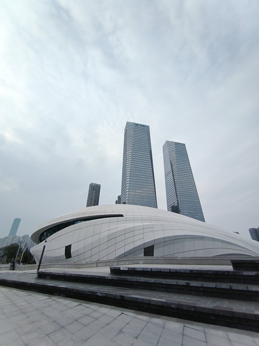 漫步星城 走街串巷（551）保利华年艺教中心