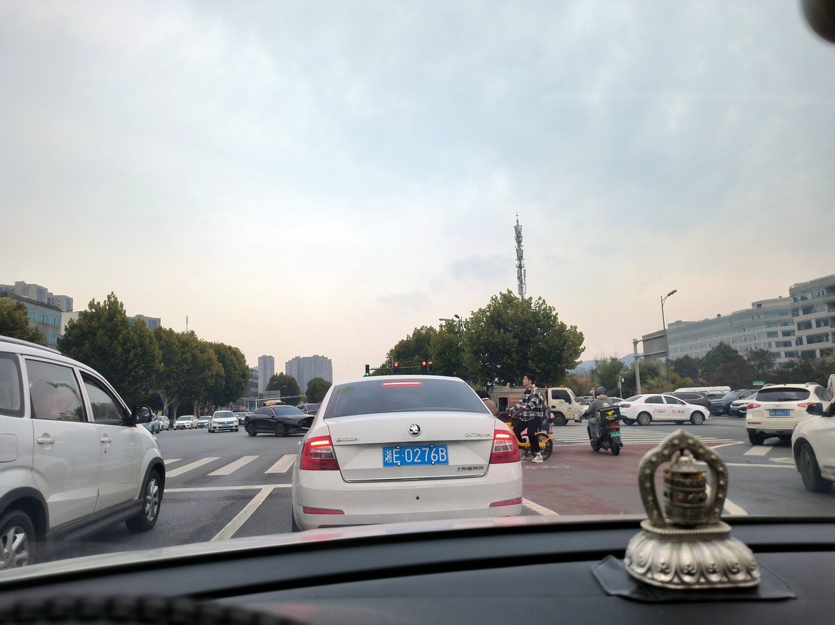 漫步星城 走街串巷（552）扎哈.哈迪德的作品