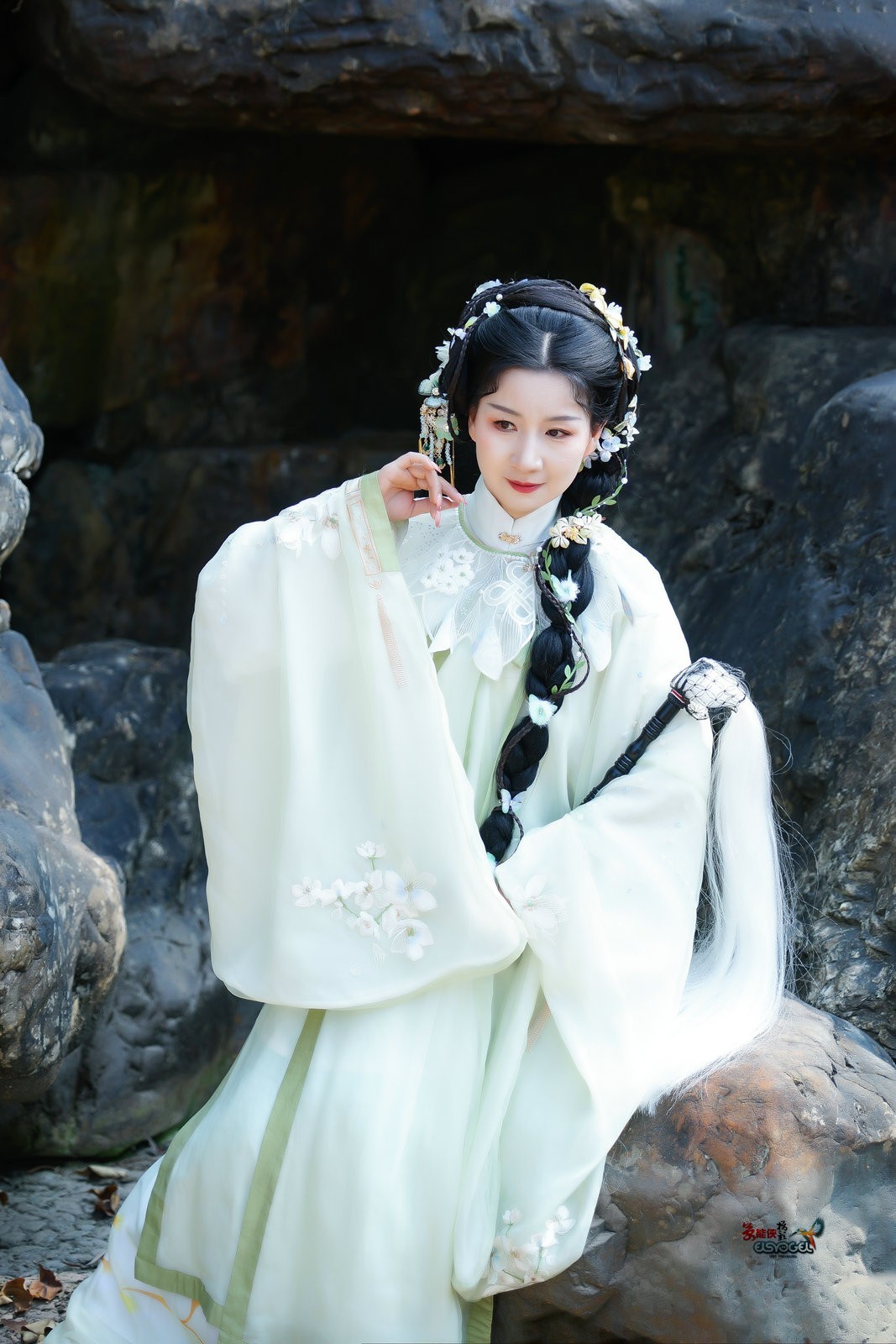 【拂去凡尘】---婉灵