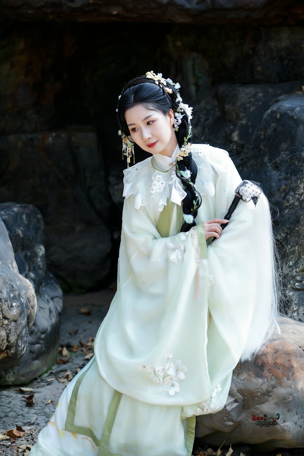 【拂去凡尘】---婉灵