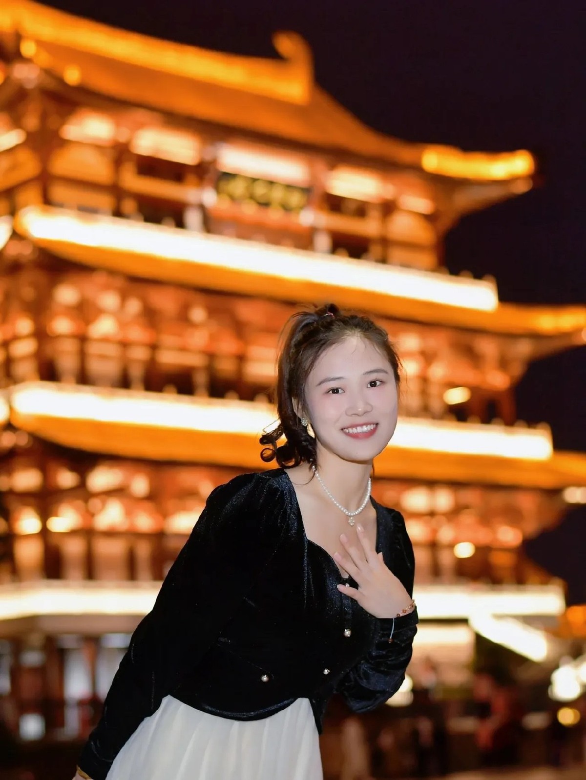 杜甫江阁夜景人像