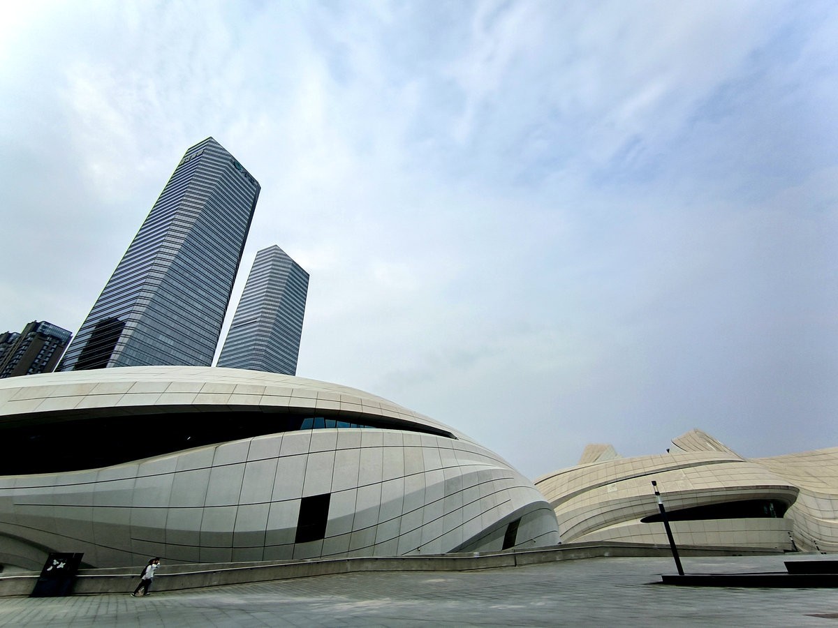 漫步星城 走街串巷（552）扎哈.哈迪德的作品