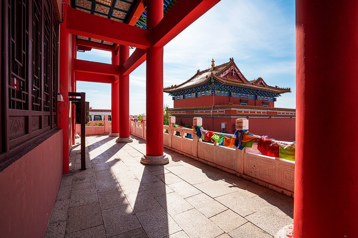 结伴旅游---海拉尔的两河圣山风景区