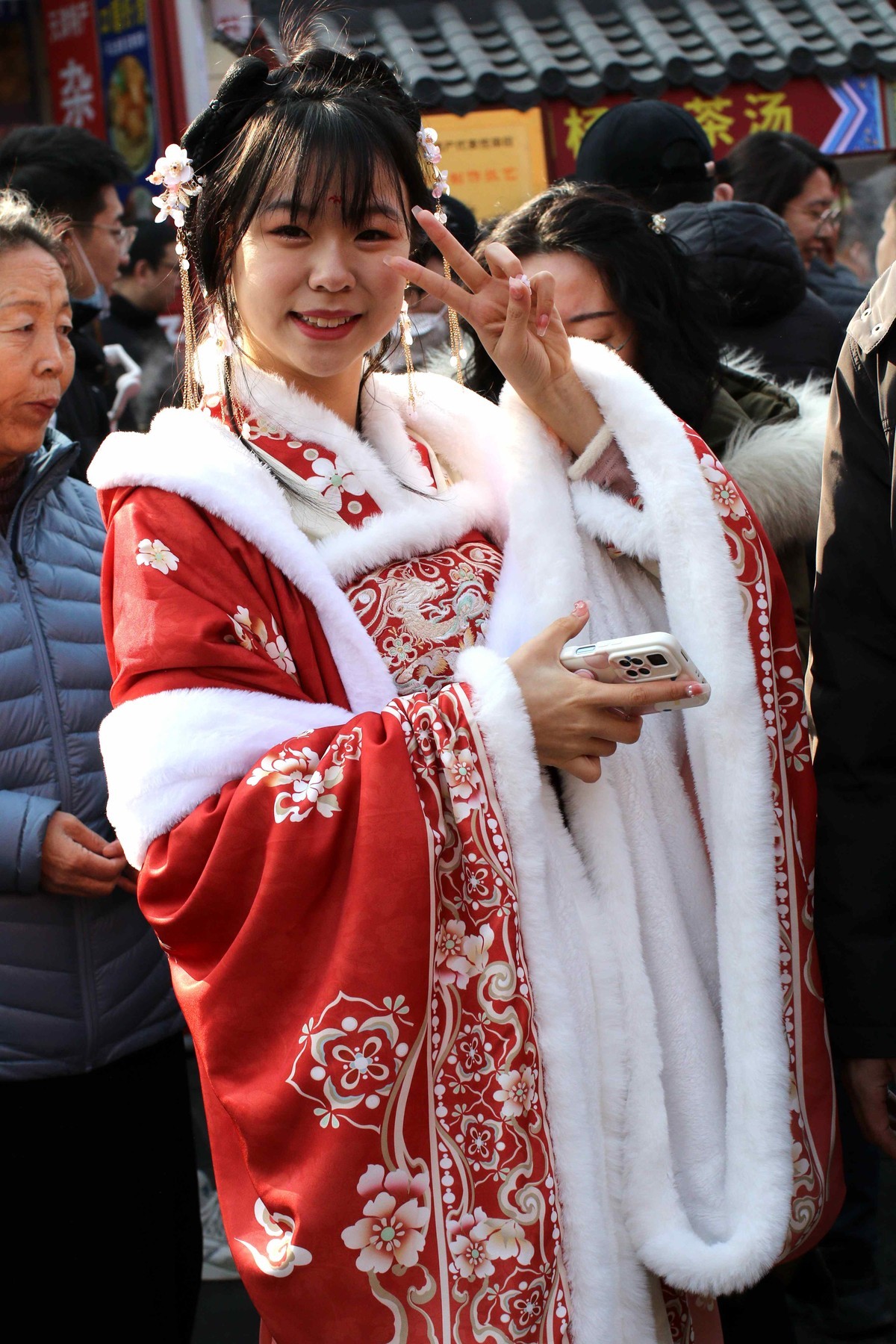 2024年龙年春节逛街