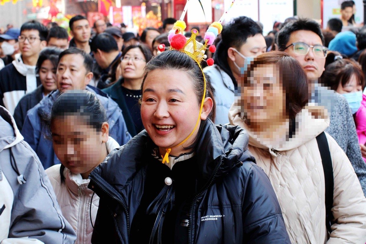 2024年龙年春节逛街