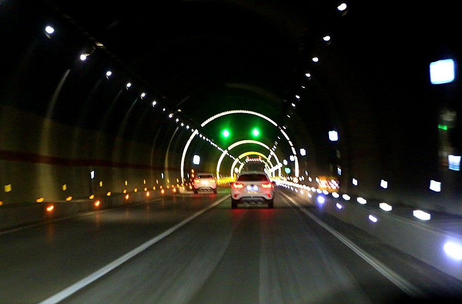 《不老松：纪实摄影》【大好河山系列报導】旅游片：前往邯郸的髙速公路上行摄！ (5)进