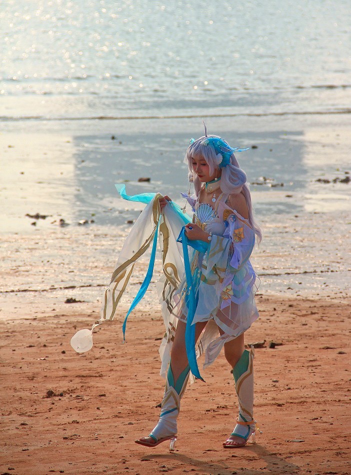 报到帖，一贴随拍抓拍《风景，花草鸟还有妹子》问大家好！