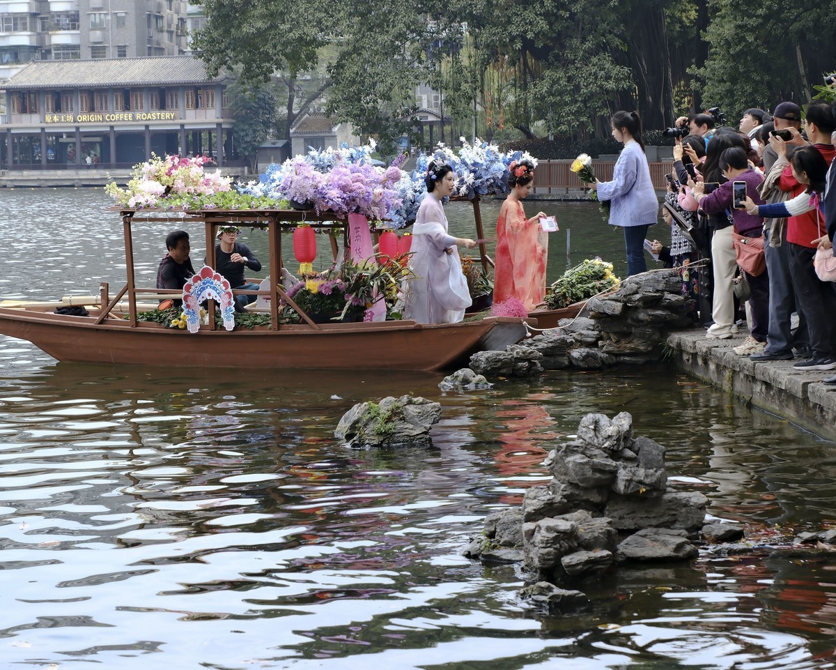 迎春水上花市（5）