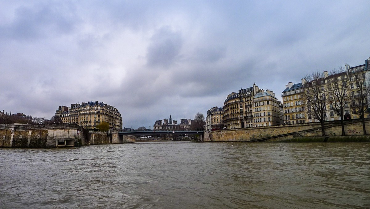 携“塞纳（灰）河”拜望红河师友，祝春日安好！！！