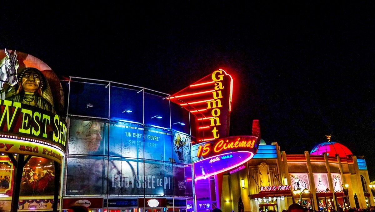 夜摄“迪斯尼”（巴黎）