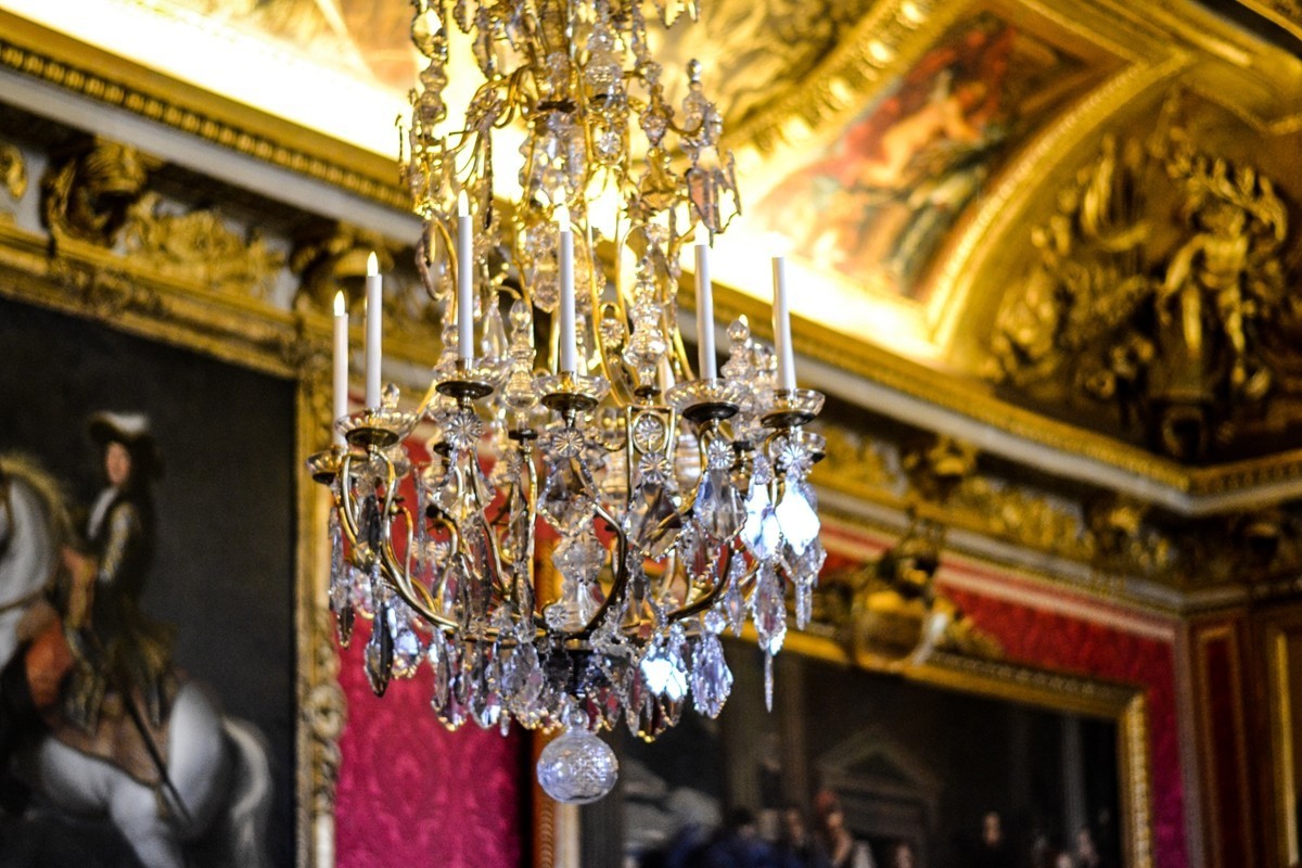 ”法尔塞宫“纪实