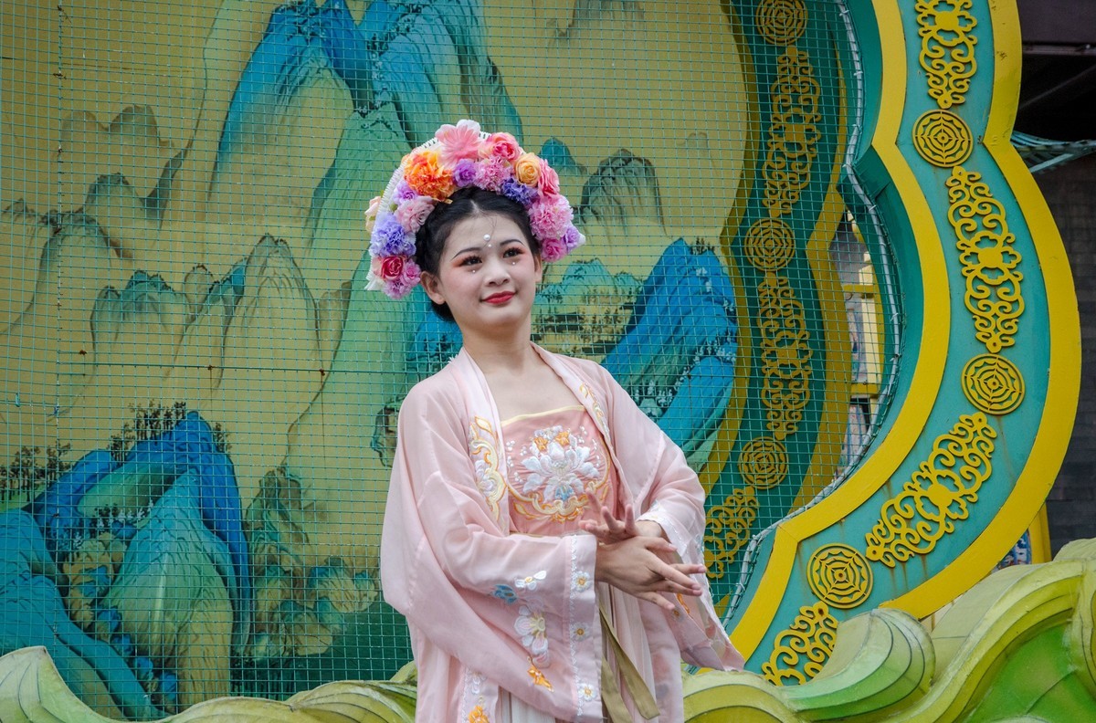 灯会演出人像（十四）