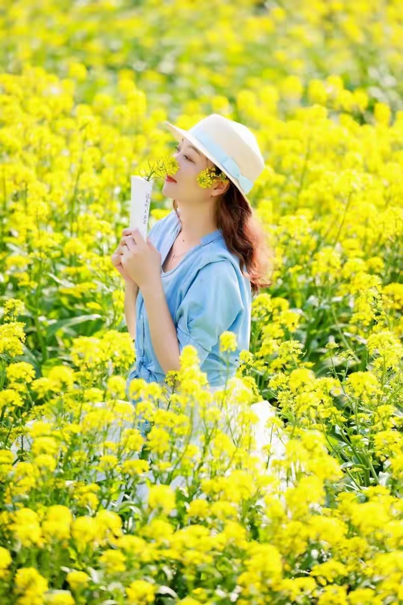 隆平水作公园人像