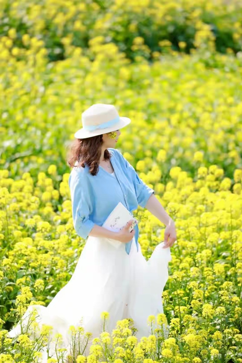 隆平水作公园人像