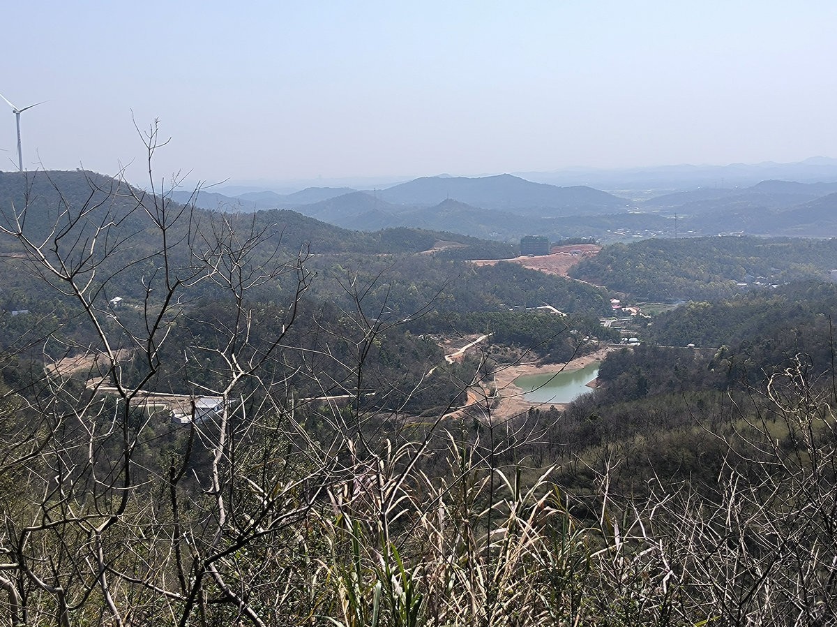 漫步星城 走街串巷（673）山脊段6号风机