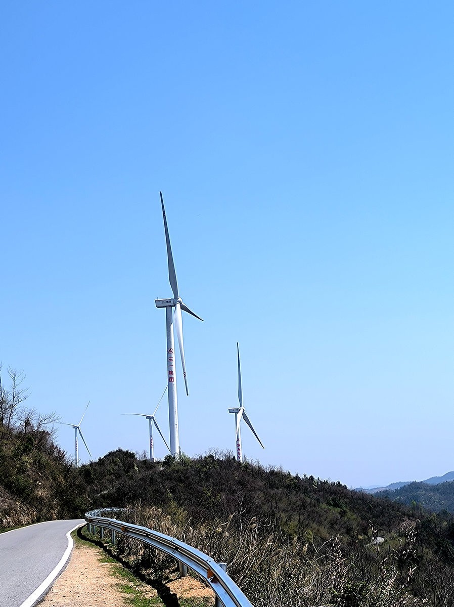 漫步星城 走街串巷（673）山脊段6号风机