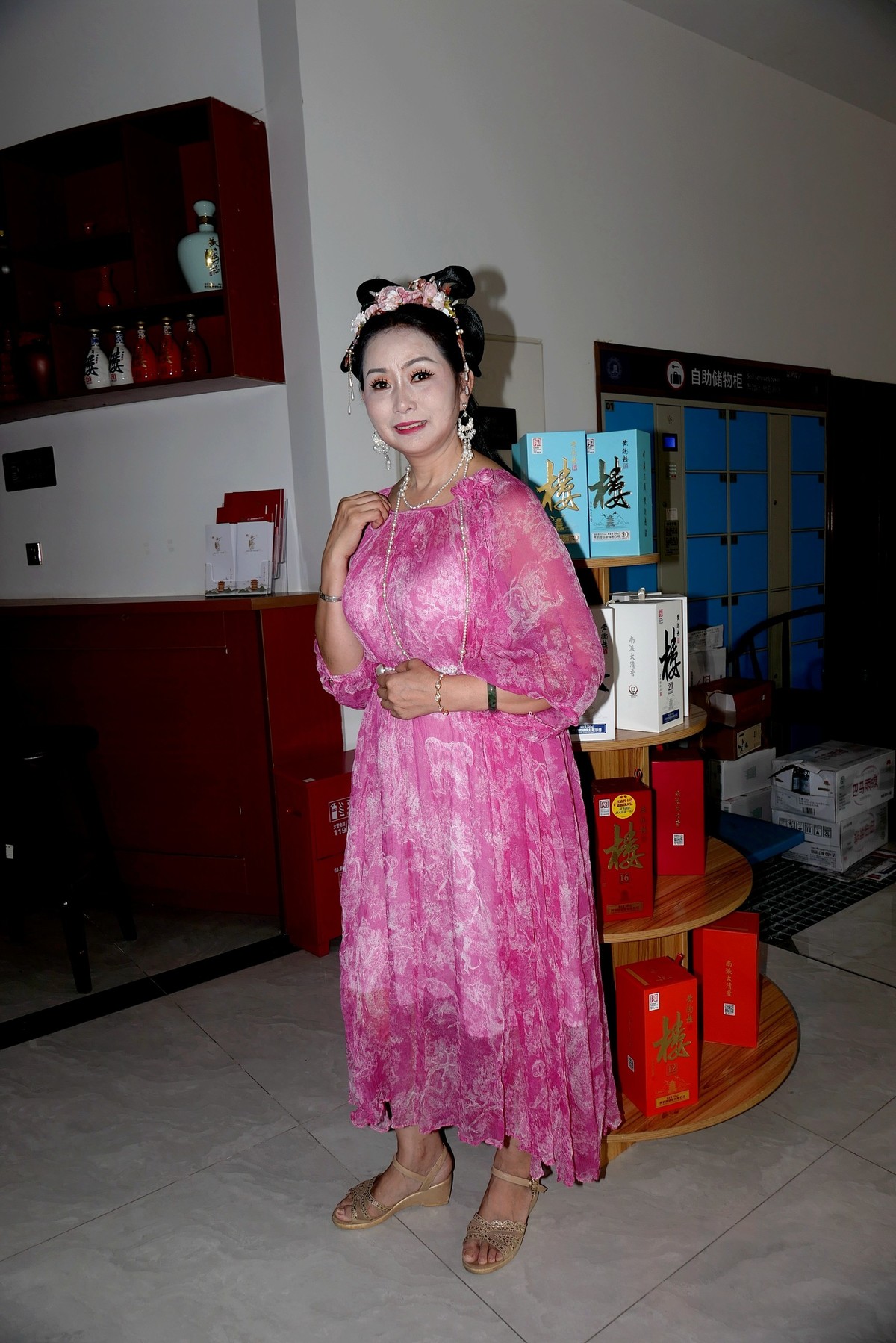 室内环境人像----酒文化博物馆！