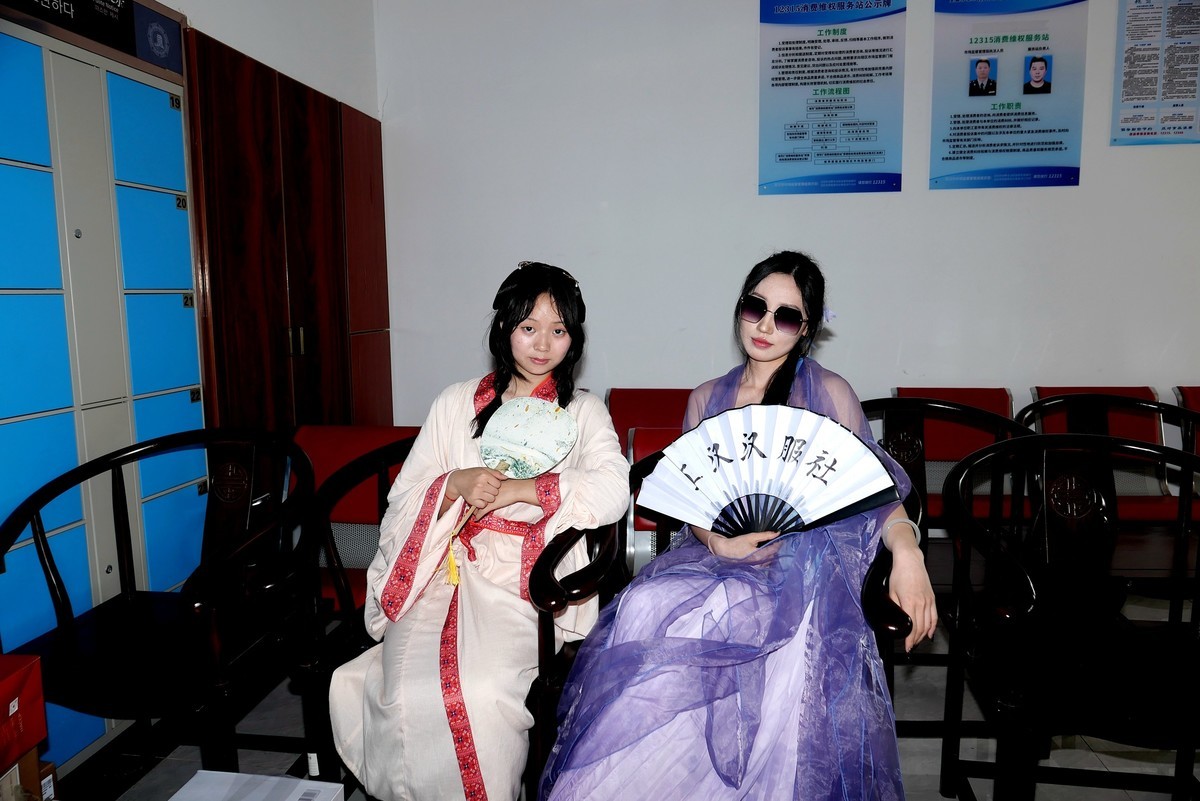 室内环境人像----酒文化博物馆！