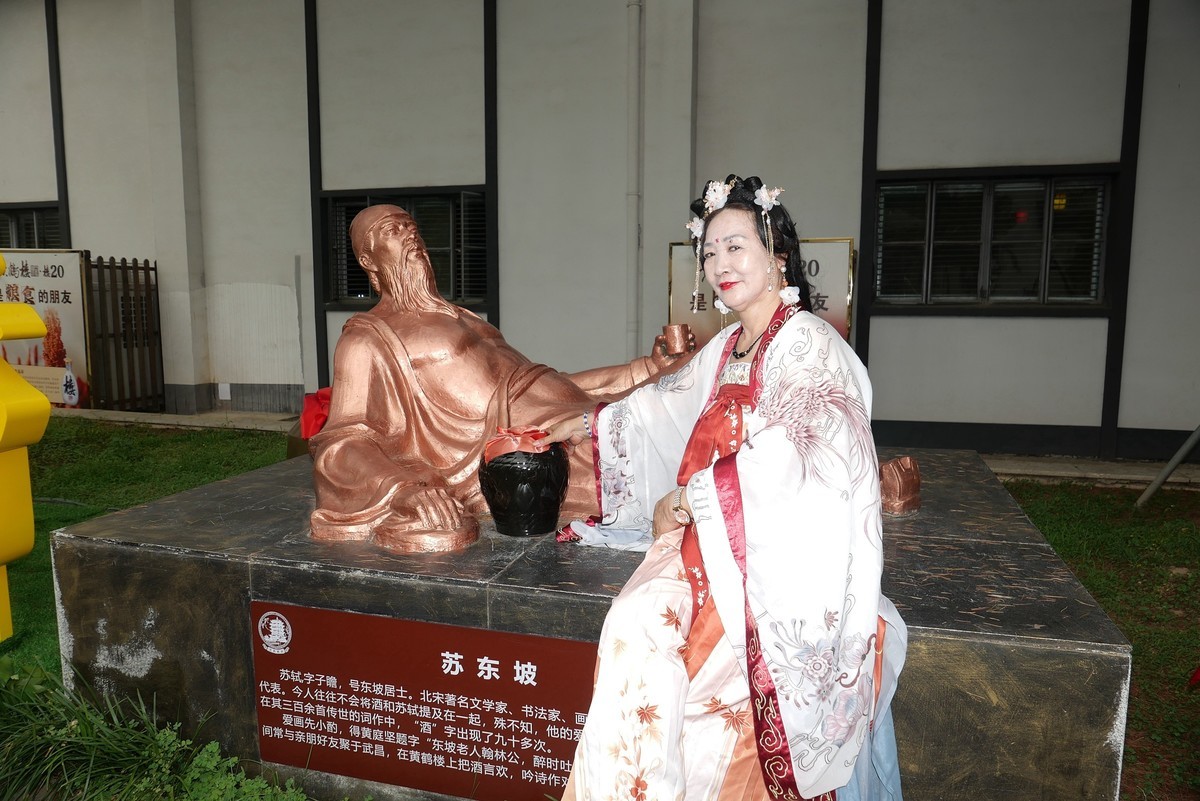 室内环境人像----酒文化博物馆！