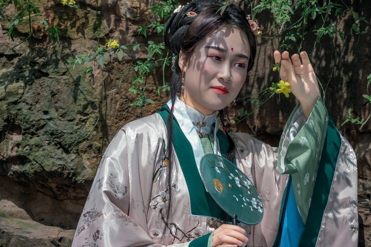 早年人像