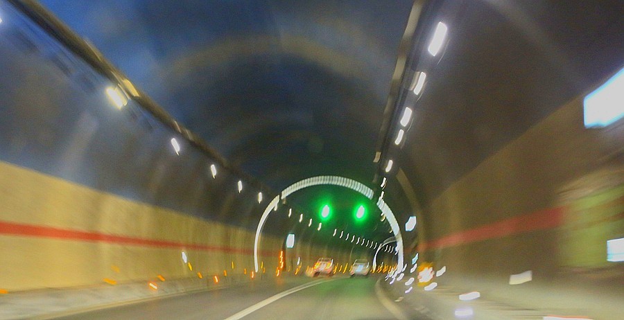 《不老松：纪实摄影》【大好河山系列报導】旅游片：前往邯郸的髙速公路上行摄！ (5)进