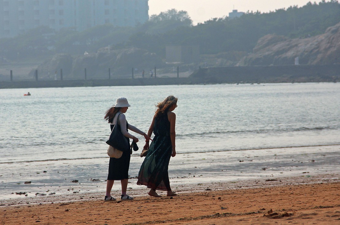 报到帖，一贴随拍抓拍《风景，花草鸟还有妹子》问大家好！