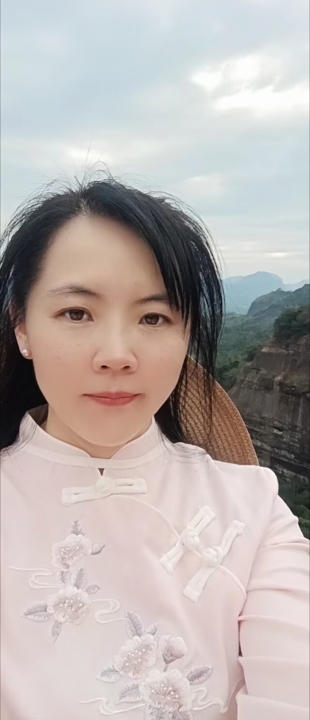 《转》有一坛酒叫做醉生梦死，喝了可以忘记过去。