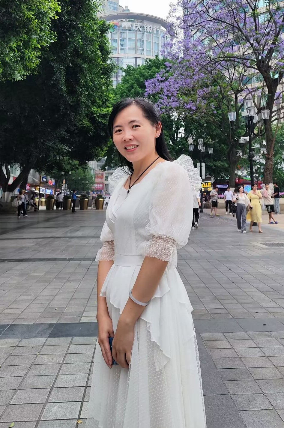 《转》有一坛酒叫做醉生梦死，喝了可以忘记过去。