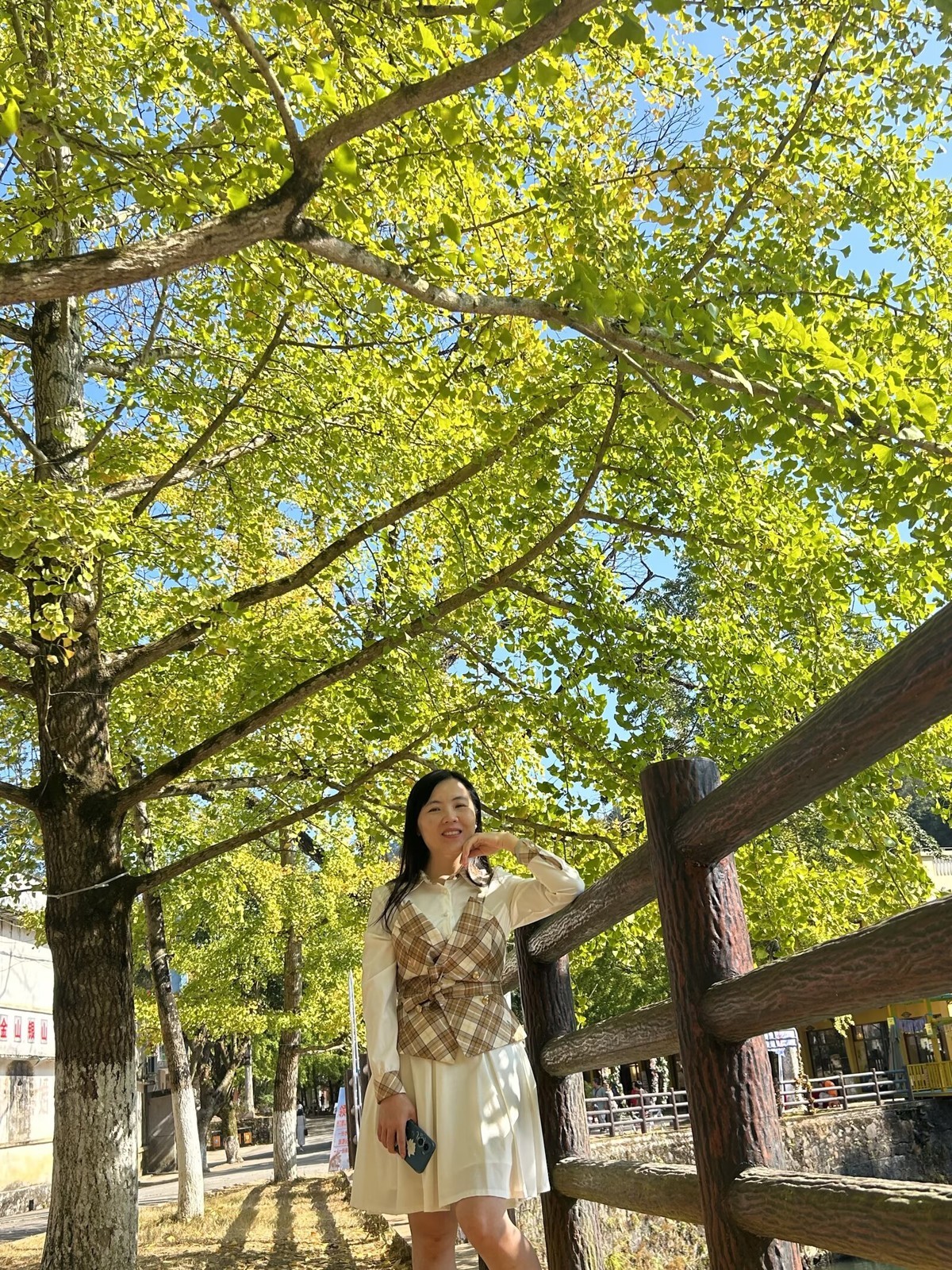 《转》有一坛酒叫做醉生梦死，喝了可以忘记过去。