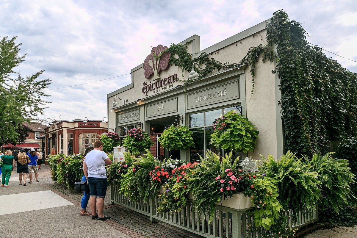 加拿大、美国游记（121）：（加）安大略 · 尼亚加拉 · 滨湖小镇