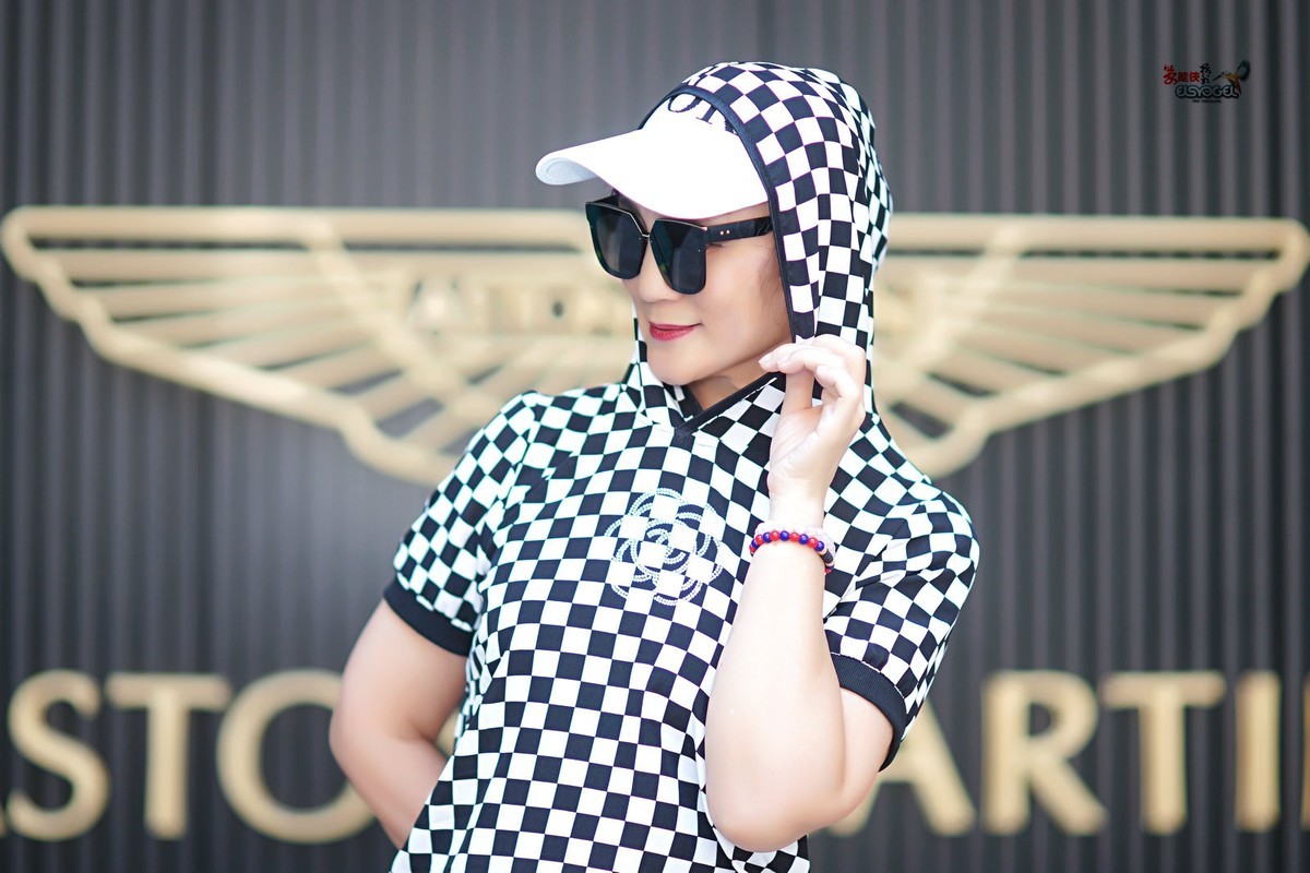 【时尚酷美女】---蝴蝶