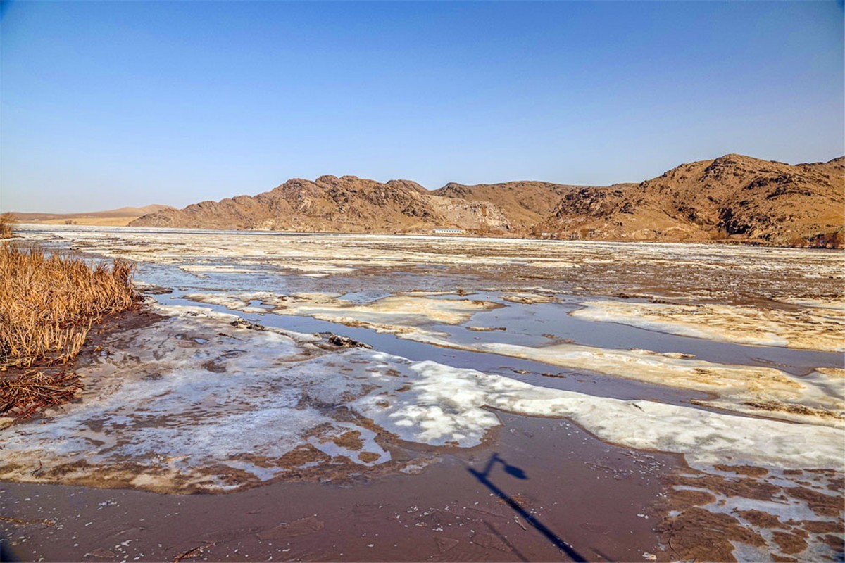 沐沦河早春风光