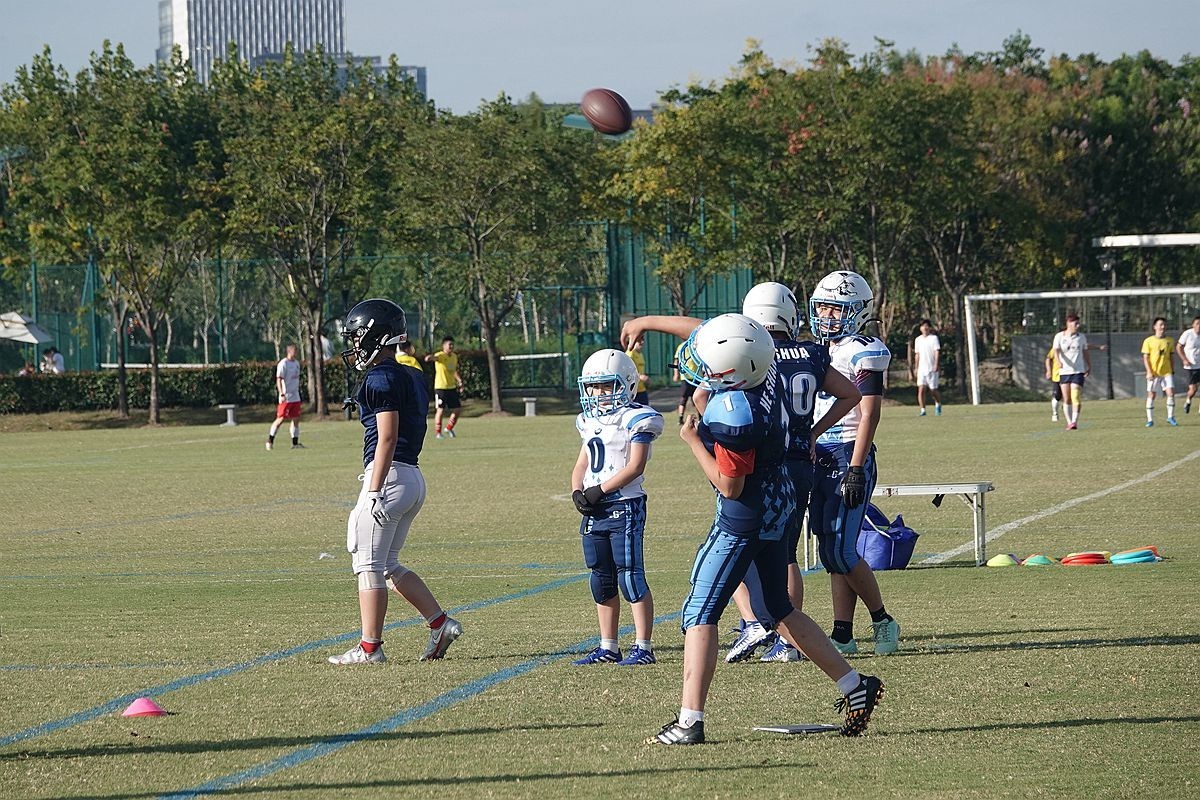 孩子们的橄榄球